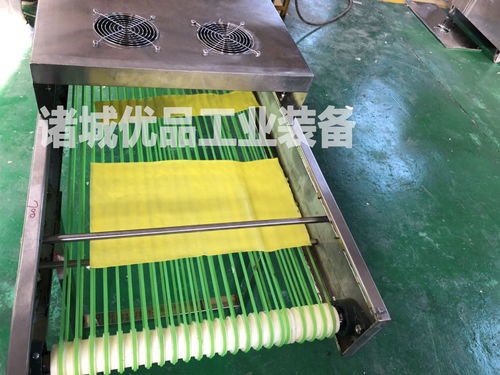 【廠家直銷千層蛋糕餅皮機(jī)毛巾卷皮機(jī)】- 